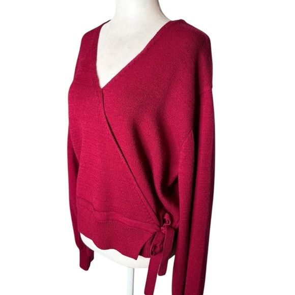 Joie Red V-Neck Sweater with Balloon Sleeves size XL - Picture 4 of 12